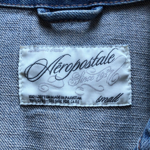Aeropostale distressed jean jacket size Small. - Picture 3 of 4